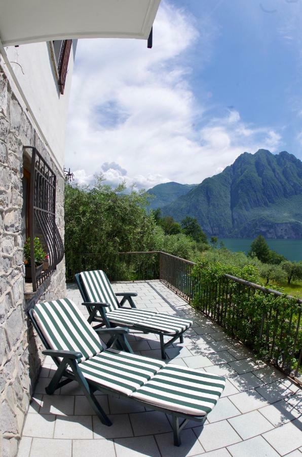 Willa Casa Emilia Riva di Solto Zewnętrze zdjęcie