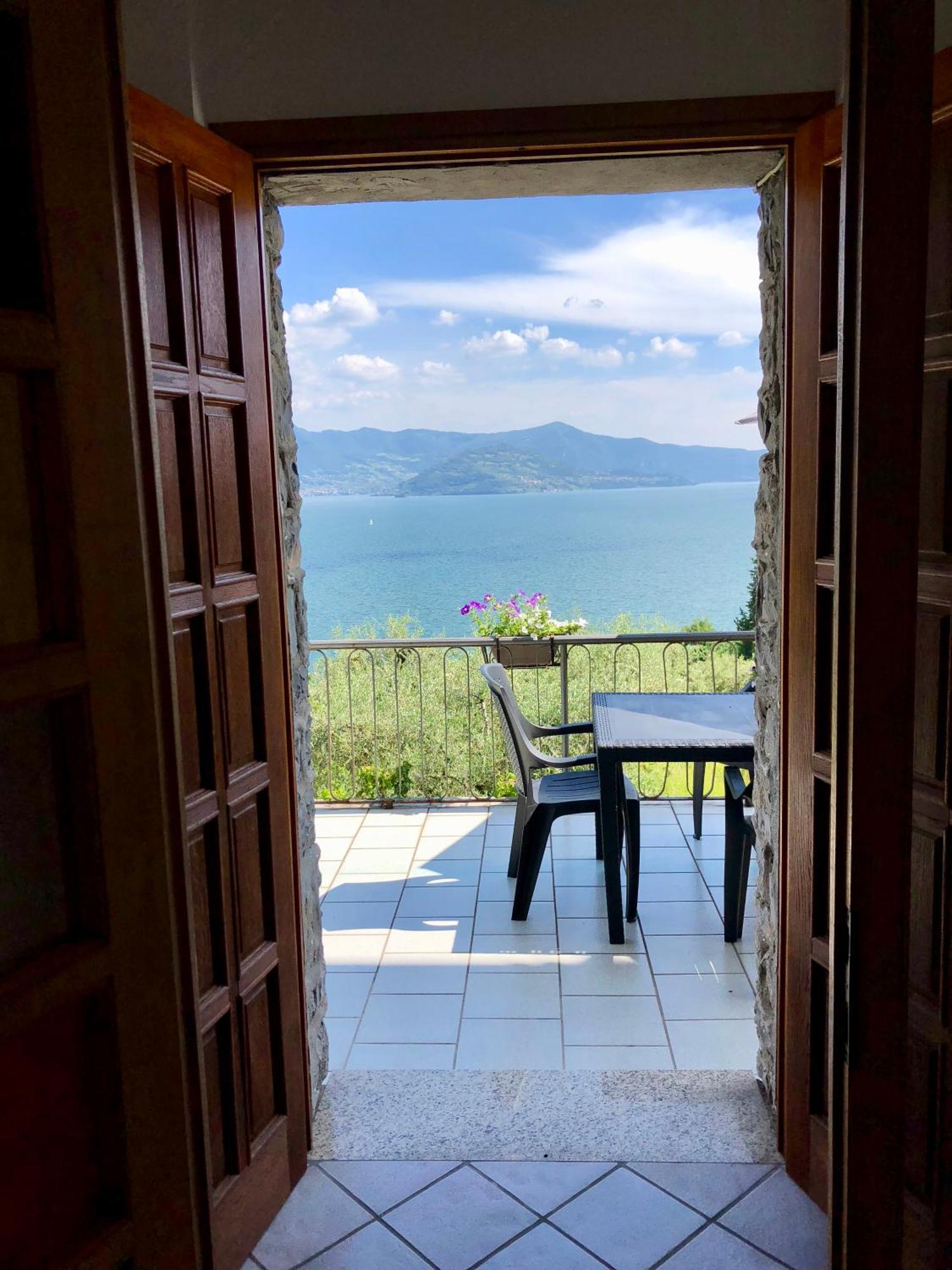 Willa Casa Emilia Riva di Solto Zewnętrze zdjęcie